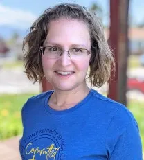 Lindsey Larsen | Voya.com